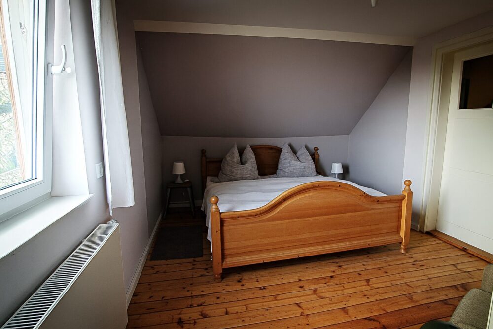 Ferienwohnung Erzgebirge Zimmerkategorien Schlafzimmer 1