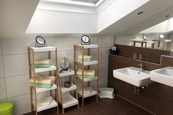 Frühstückspension: Badezimmer Ferienwohnung Feichtenstein - Haus Hirschpoint