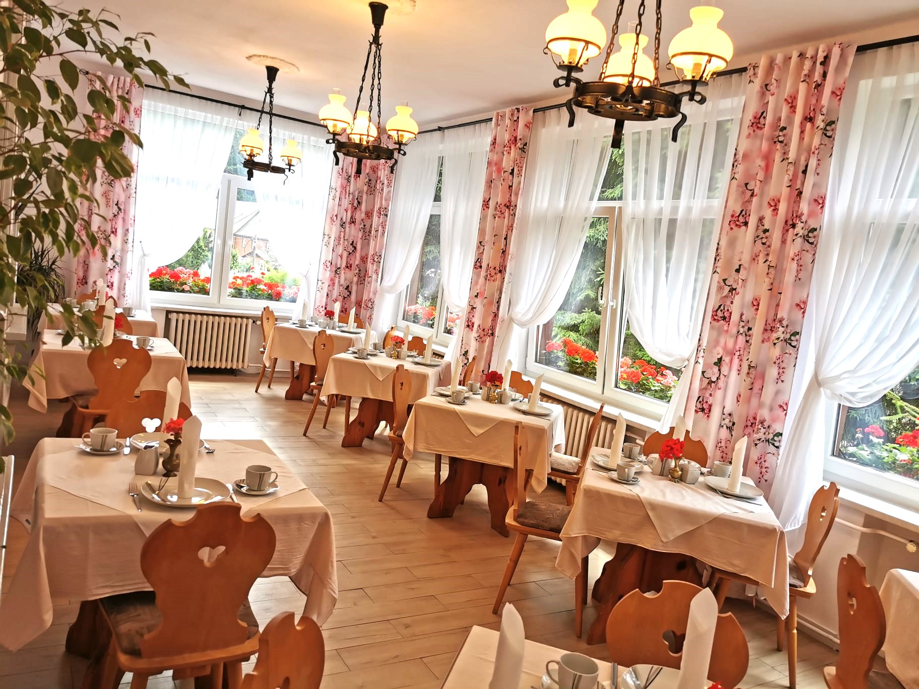Frühstückspension: Speiseraum - Waldhaus Anna