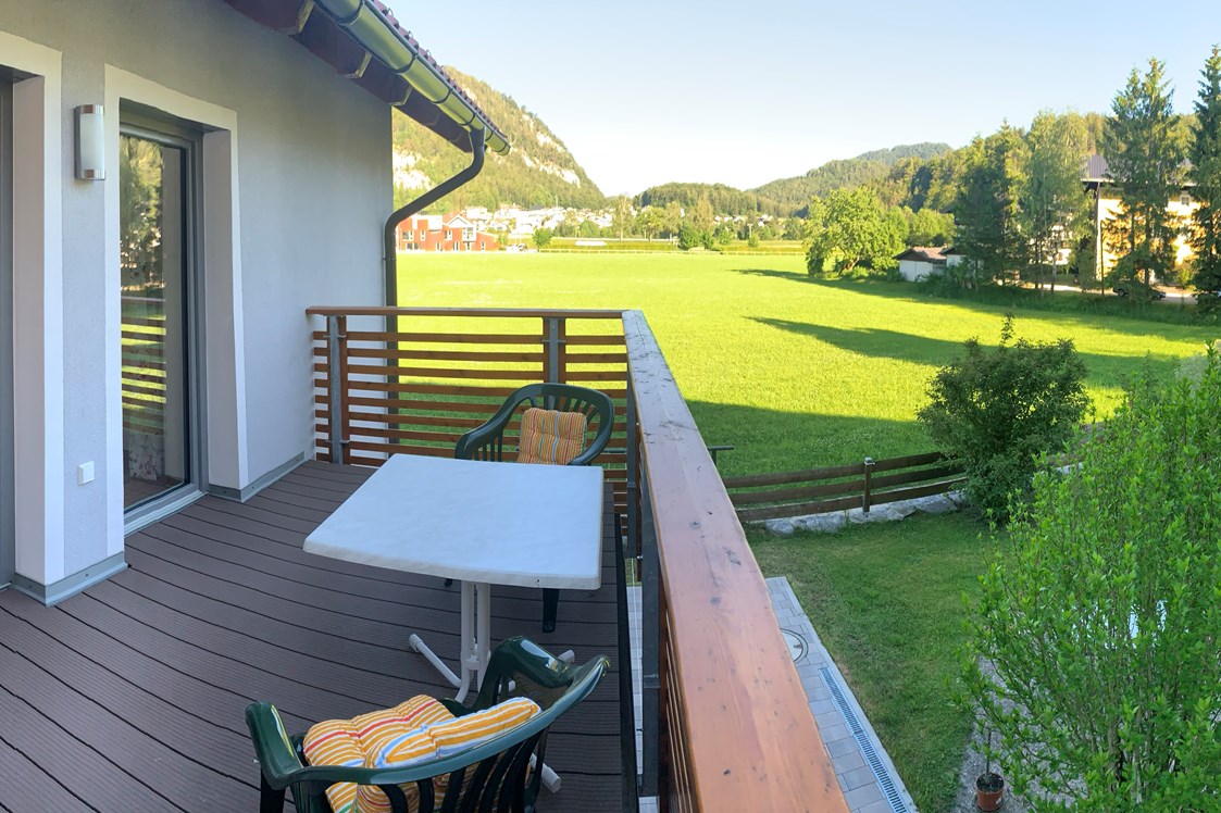 Frühstückspension: Ferienwohnung, Blick vom Balkon - Pension Salzburger Hof
