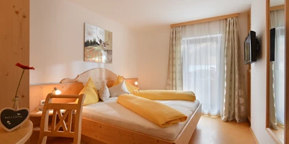 Pensionen - Parkplatz: kostenlos bei der Pension - Alpbach - Unsere Zimmer  - Cafe Pension Koller