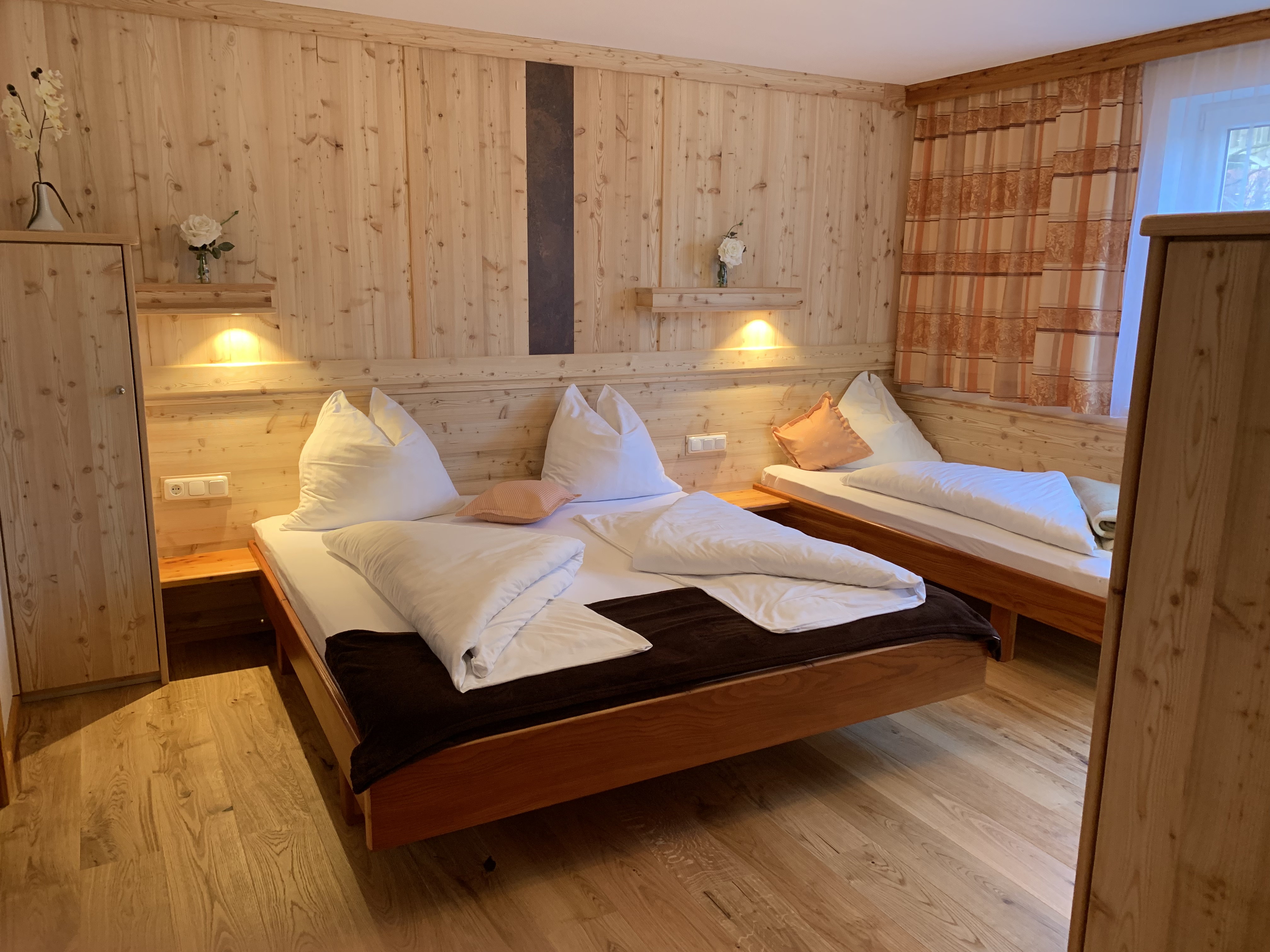 Gästehaus Bichler Zimmerkategorien Gartenzimmer