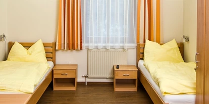 Pensionen - Steinbach an der Steyr - Pension "Zu Hause auf Zeit GmbH" + 5 Wohnungen + 1 Haus mit 5 Doppelzimmer