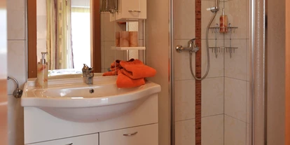 Pensionen - Parkplatz: kostenlos bei der Pension - Leogang - Bad Wohnung "Talblick" - Bio-Bauernhof Reitmayrgut
