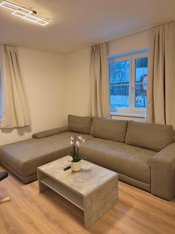 Frühstückspension: Wohnzimmer - Hüttau Apartment