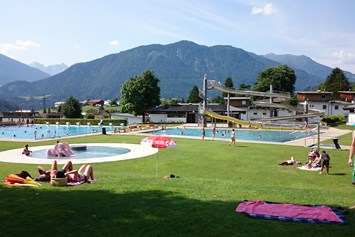 Frühstückspension: Schwimmbad Imst - Apart Haus Florian Imst Tirol