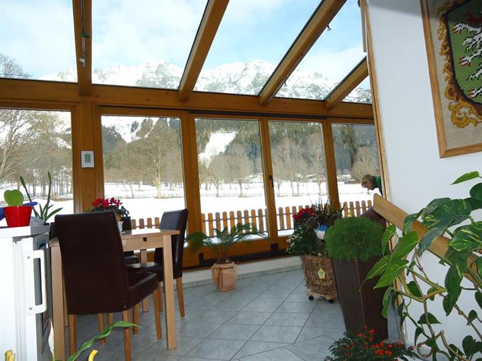 Frühstückspension: Wintergarten Haus Alpenland - Haus Alpenland