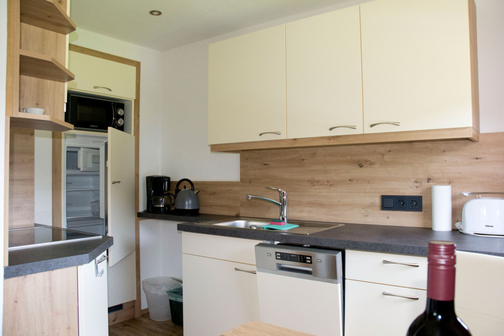 Frühstückspension: Ferienwohnung " Dachstein" Küche - Haus Alpenland