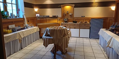 Pensionen - Bodenkirchen - Frühstücksbuffet - Land-gut-Hotel Gasthof Waldschänke