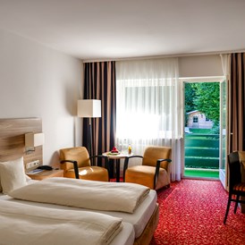 Frühstückspension: Doppelzimmer / Einzelzimmer mit Balkon - Hotel Garni Christl