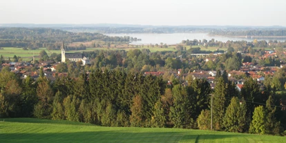 Pensionen - Region Chiemsee - Ausblick von Bergham auf Bernau und den Chiemsee - Demelhof