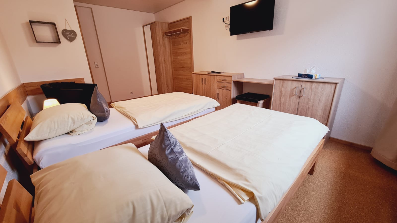 Pension Maintal Zimmerkategorien Familien Apartment