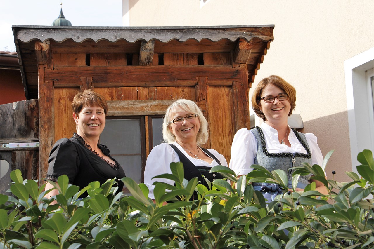 Gästehaus Zehmerhof Unsere Mitarbeiter Rezeption