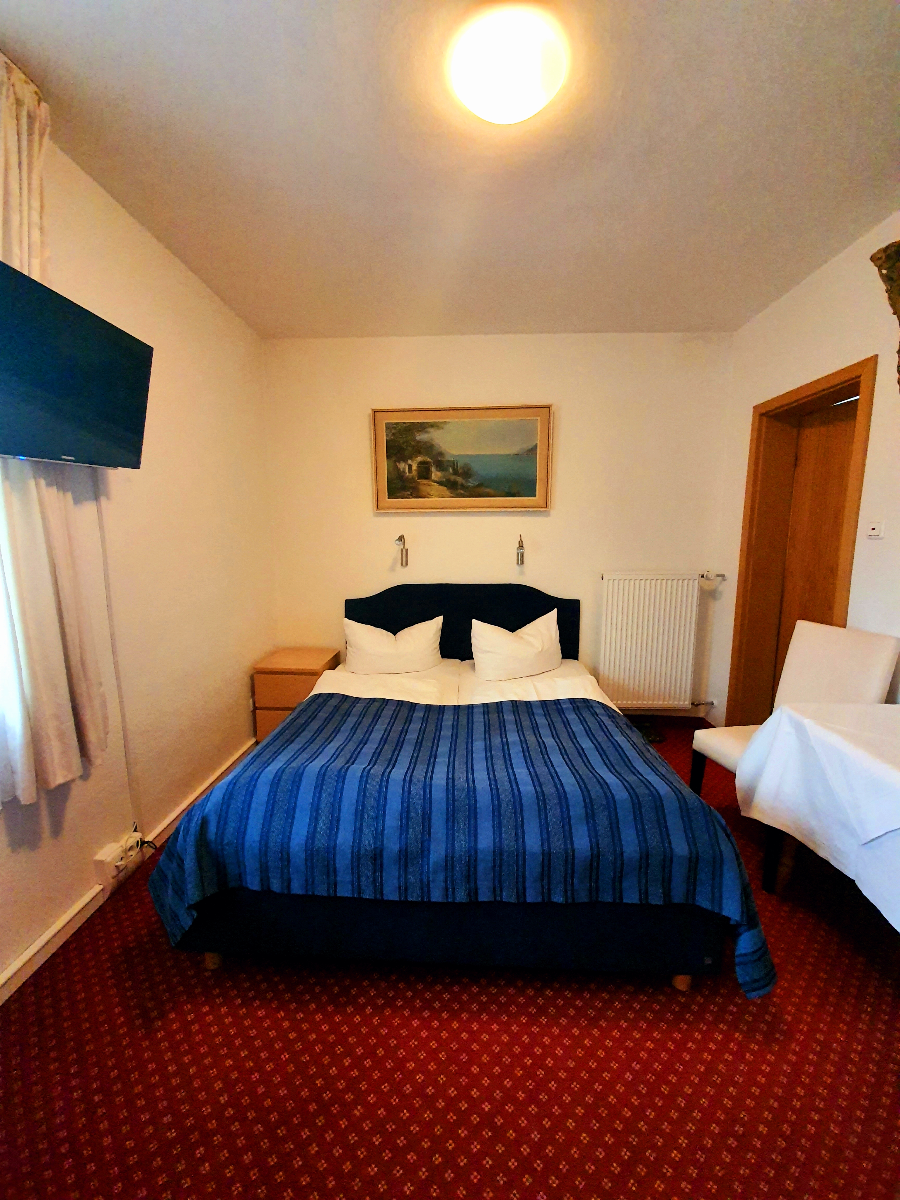 Pensionen - Parkplatz: kostenlos bei der Pension - Zugspitze - Doppelzimmer ohne Balkon - Gästehaus Alpenkranz