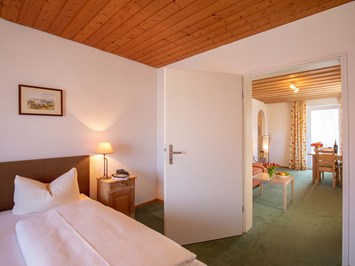 Gästehaus Grünäugl am See Zimmerkategorien Ferienwohnung mit seitlichem Seeblick
