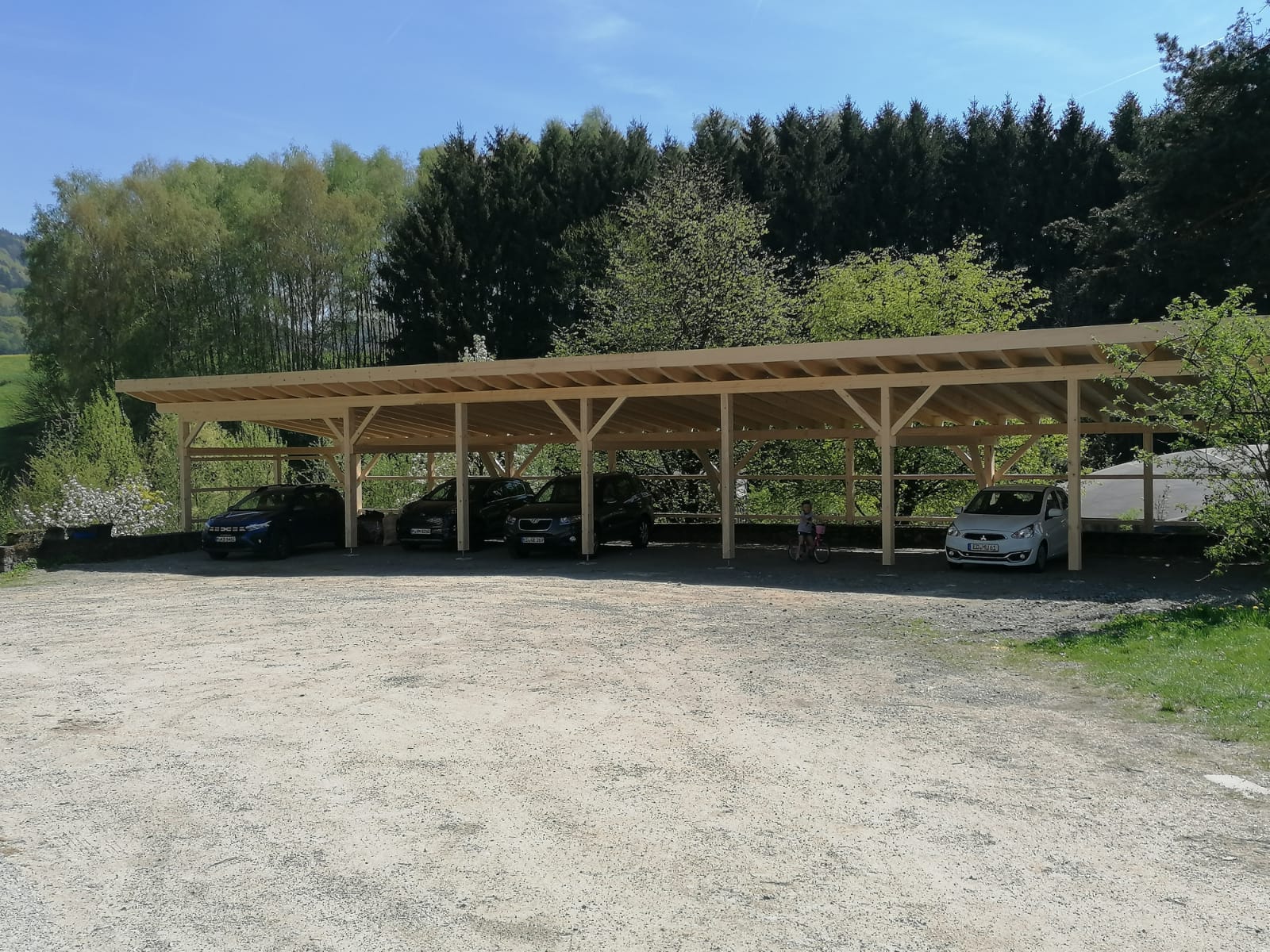 Pensionen - Deutschland - Für unsere Gäste haben wir eine Unterstellmöglichkeit gebaut. - Gasthaus Dirscherl