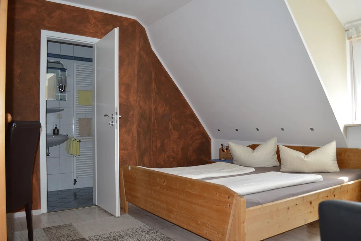 Frühstückspension: Hotel Garni Pension Zur Krone