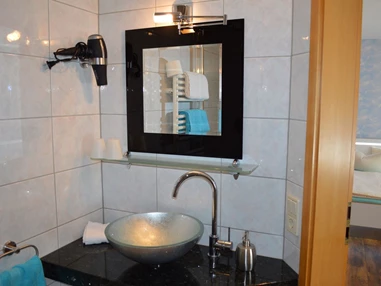 Frühstückspension: Hotel Garni Pension Zur Krone