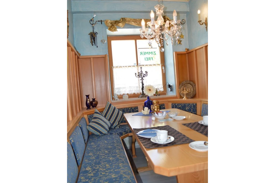 Frühstückspension: Hotel Garni Pension Zur Krone