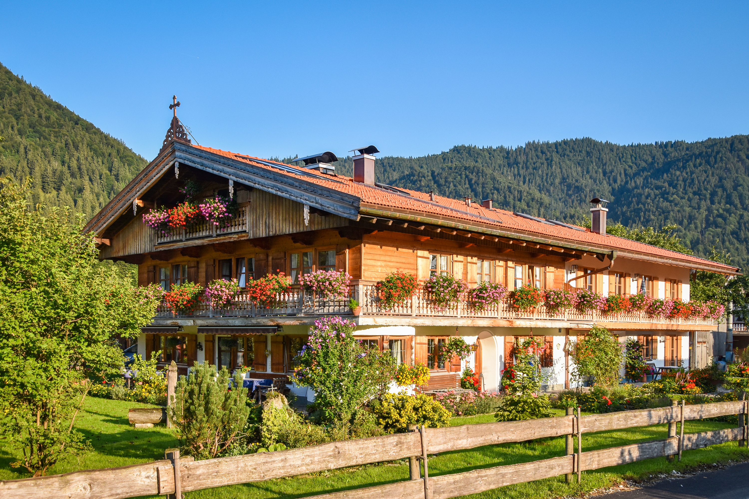 Pensionen - Bruckmühl (Landkreis Rosenheim) - Gästehaus Becher in Kreuth am Tegernsee - Gästehaus Becher