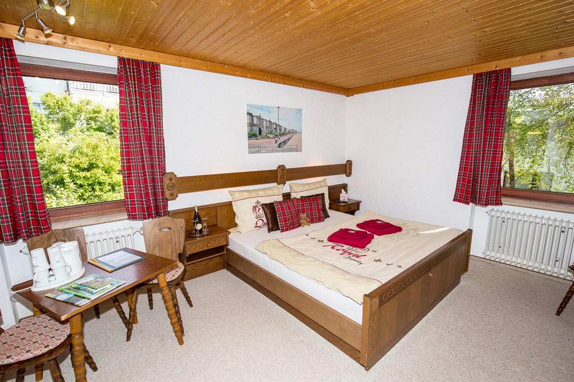 Frühstückspension: unser Familienzimmer "Portobello" mit Doppelbett und Doppelstockbett - The Scottish Highlander Guesthouse