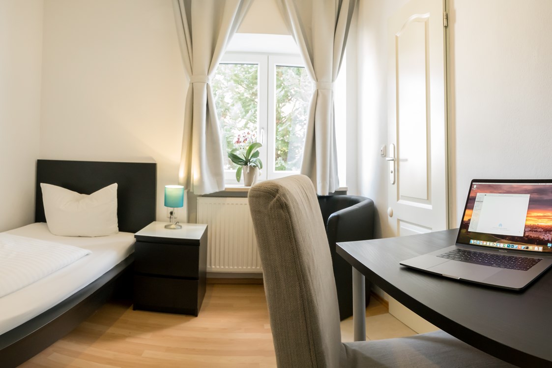 Frühstückspension: Einzelzimmer in der Rathochstr. 71 - guenstigschlafen24.de ... die günstige Alternative zum Hotel