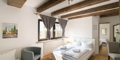Pensionen - Restaurant - München - Dreibettzimmer in der Verdistr. 21 - guenstigschlafen24.de ... die günstige Alternative zum Hotel