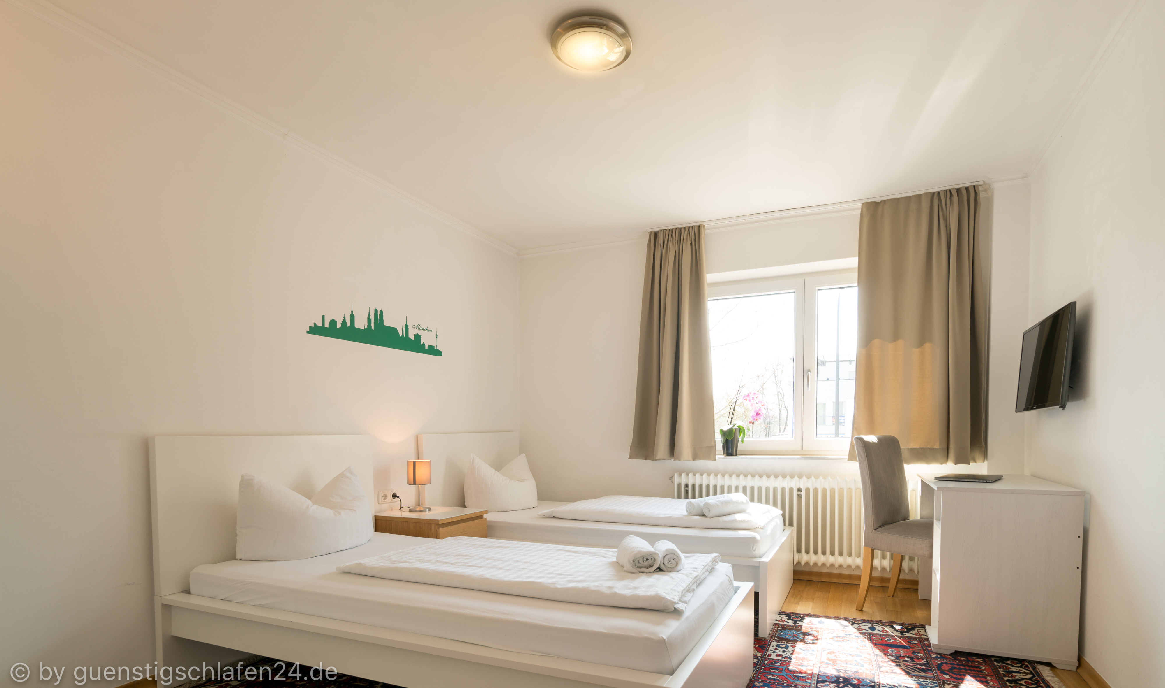 Frühstückspension: Zweibettzimmer in der Verdistr. 104 - guenstigschlafen24.de ... die günstige Alternative zum Hotel