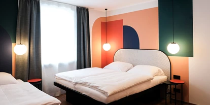 Pensionen - Restaurant - München - Dreibettzimmer mit eigenem Bad - The Dot