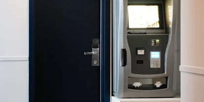 Pensionen - Restaurant - München - Check In Automat - The Dot