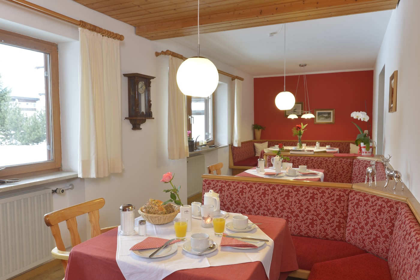 Pensionen - Balkon - Oberstdorf - Haus Zufriedenheit