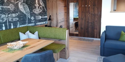 Pensionen - Balkon - Oberstdorf - Fewo Widderstein Wohnzimmer - Gästehaus Alpenblick