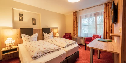 Pensionen - Kössen - DOPPELZIMMER - Hotel Garni *** Landhaus Traunbachhäusl