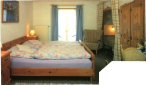 Pensionen - Parkplatz: kostenlos bei der Pension - Hopferau - Gästehaus Moarhof