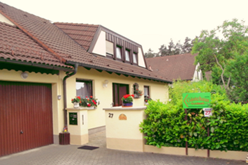 Frühstückspension: Gästehaus Gleißberg in Schwanstetten - Gästehaus Gleißberg