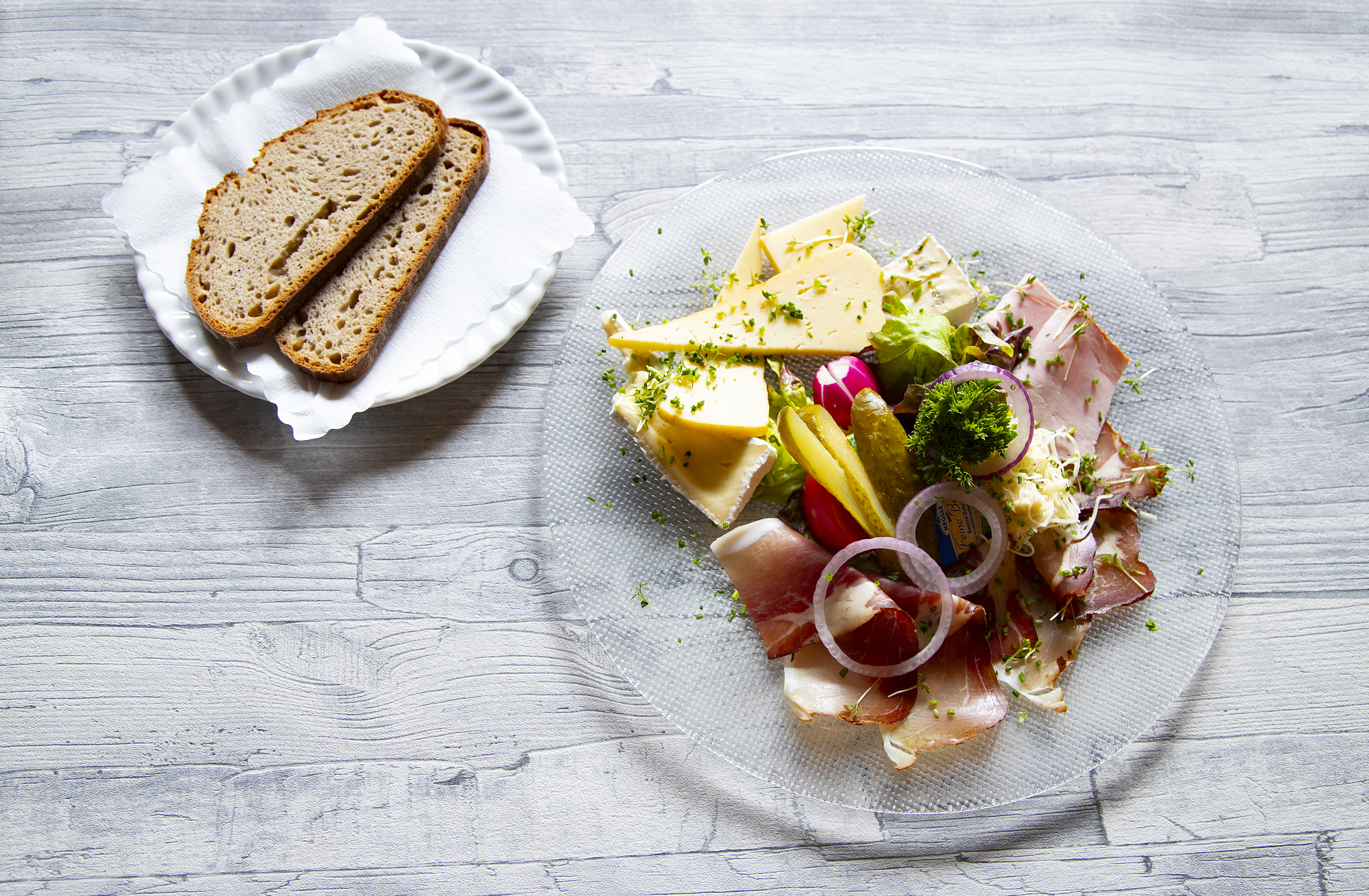Frühstückspension: Restaurant Brotzeit - Landgasthof Zur Post