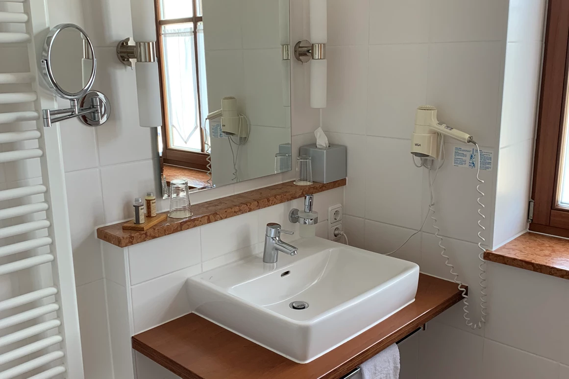 Frühstückspension: Badezimmer  - Pension Kramerhof