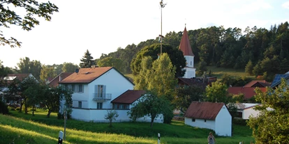 Pensionen - Dollnstein - Ortseingang aus südlicher Sicht - Gasthof Zur Linde