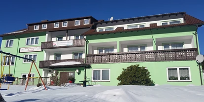 Pensionen - Parkplatz: kostenlos bei der Pension - Franken - Hotel-Pension Dressel im Winter - Gruppenferienhäuser & Hotel-Pension Dressel
