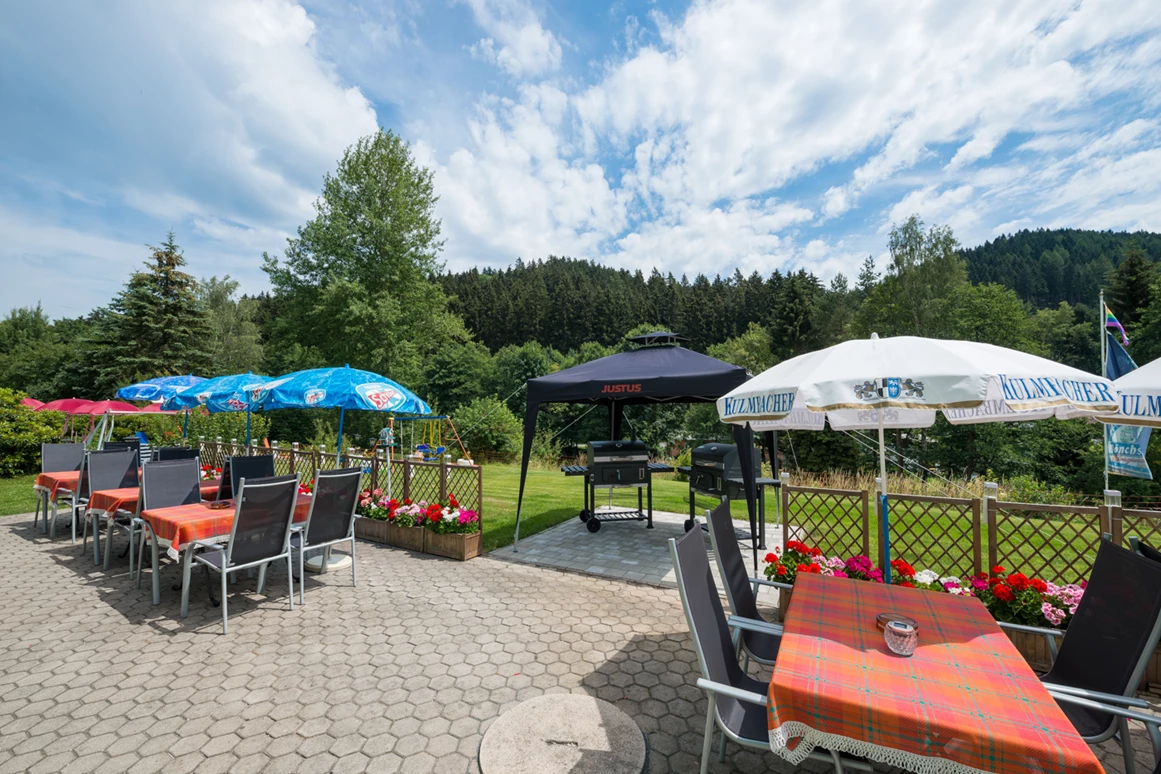Frühstückspension: Sonnenterrasse - Gruppenferienhäuser & Hotel-Pension Dressel