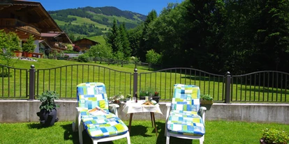 Pensionen - Parkplatz: kostenlos bei der Pension - Leogang - Liegewiese - Hotel Pension Heike