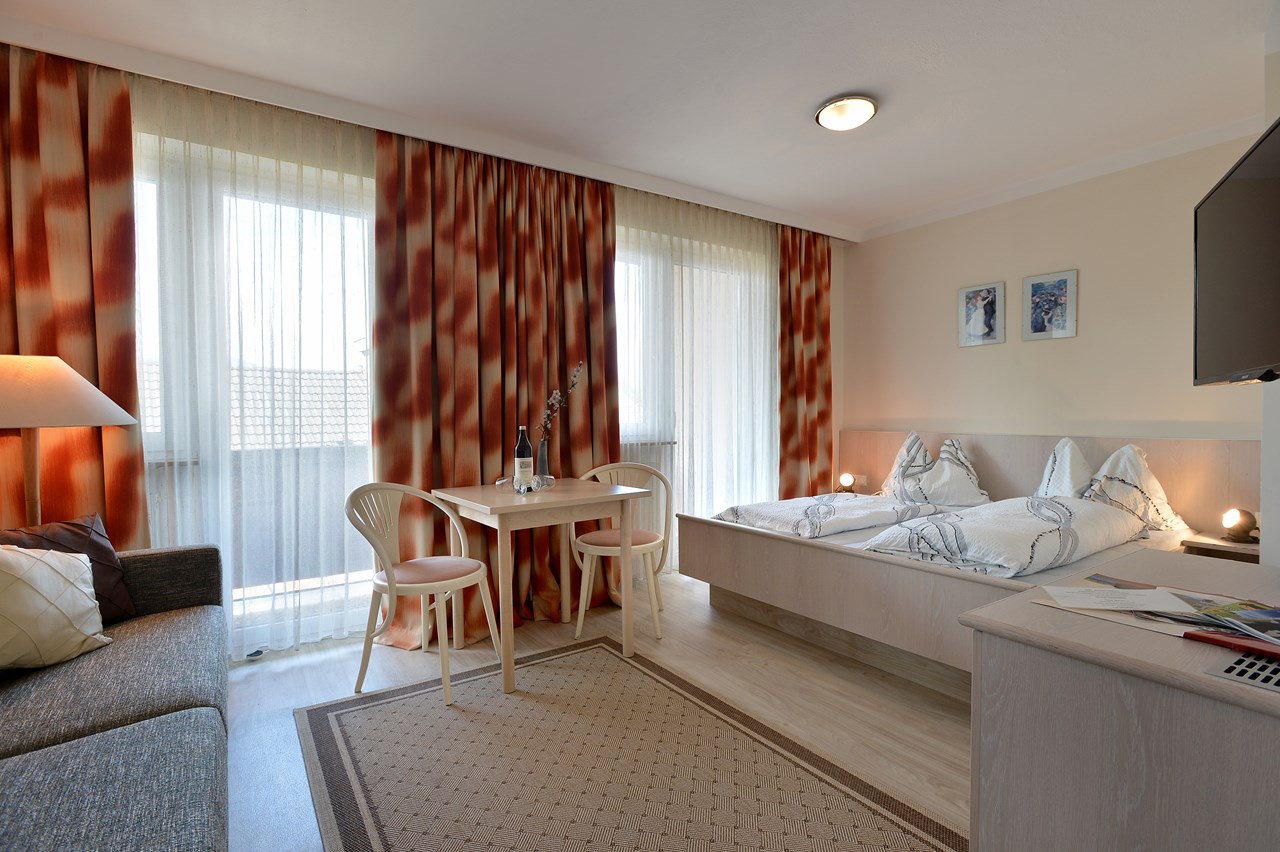 Pension Schenkenfelder Zimmerkategorien Doppel- und Mehrbettzimmer