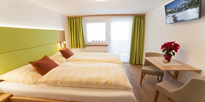 Pensionen - Parkplatz: kostenlos bei der Pension - Hallstatt - Doppelzimmer mit Balkon - B&B Landhaus Vierthaler