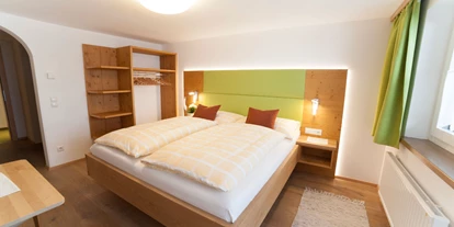 Pensionen - Parkplatz: kostenlos bei der Pension - Hallstatt - Doppelzimmer mit Balkon - B&B Landhaus Vierthaler
