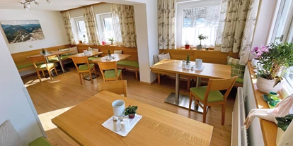Pensionen - Parkplatz: kostenlos bei der Pension - Hallstatt - Frühstücksraum - B&B Landhaus Vierthaler