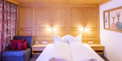 Pensionen - Parkplatz: kostenlos bei der Pension - St. Anton am Arlberg - Gästehaus Bellevue